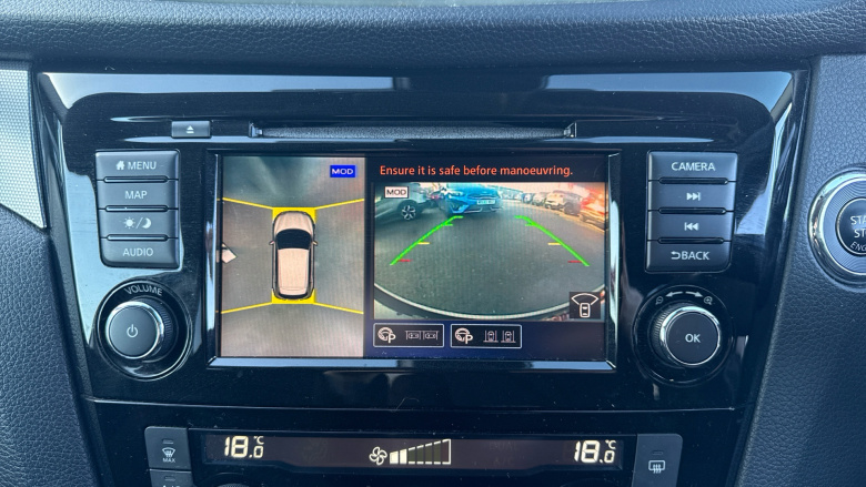 Nissan Qashqai 1.3 DiG-T N-Motion 5dr Petrol Hatchback